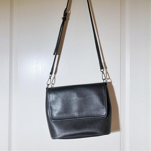 MATT & NAT Crossbody vegan leather purse, black - Picture 1 of 8